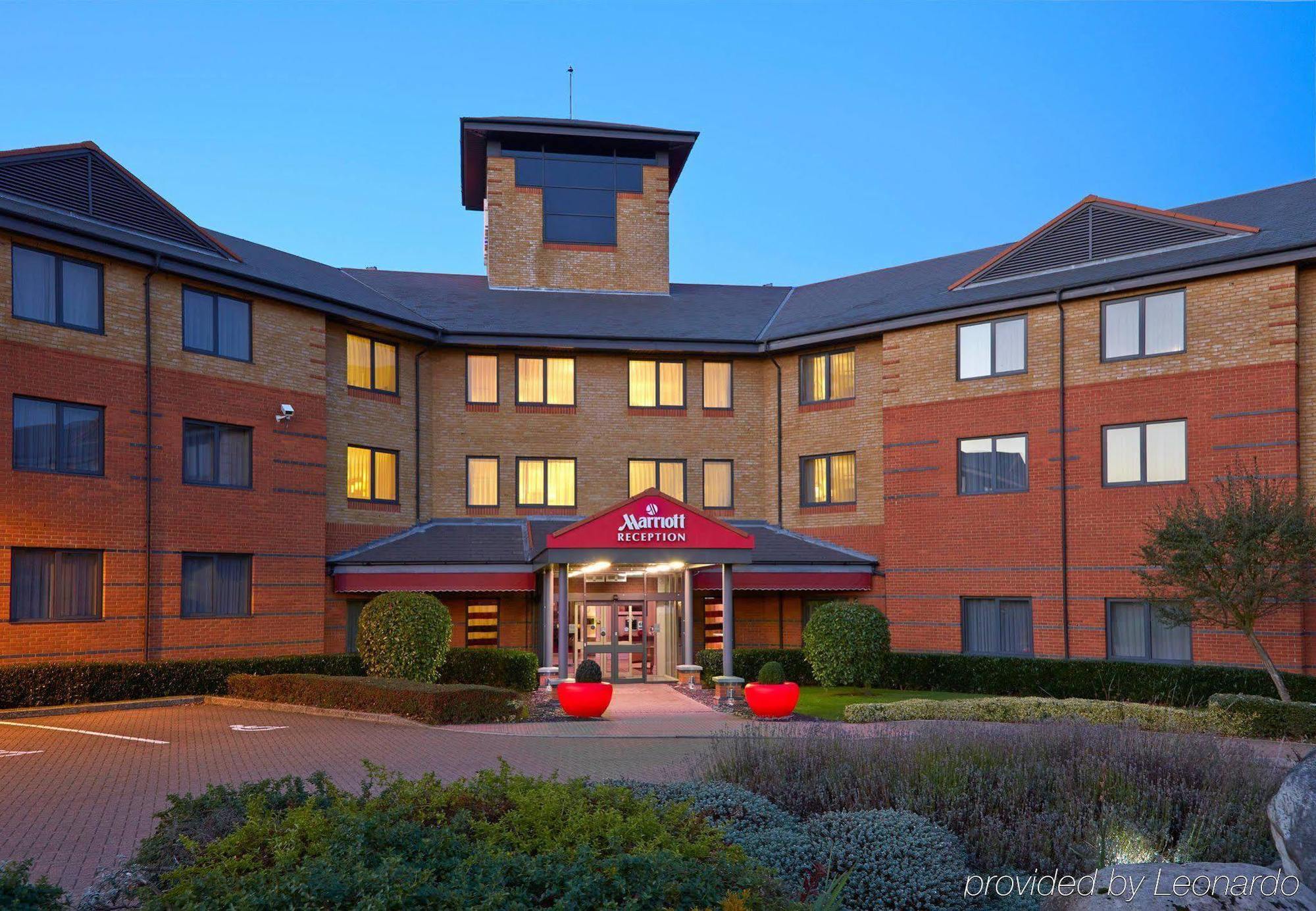 Delta Hotels By Marriott Хантингдон Экстерьер фото